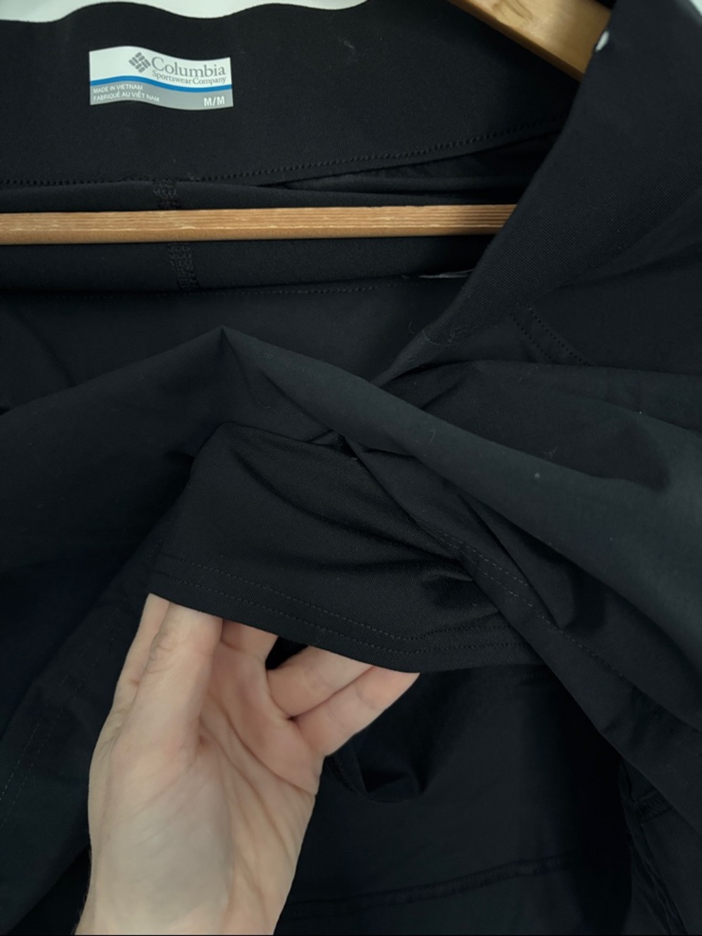 Columbia Black Mini Skort with Side Pockets - Picture 3 of 6